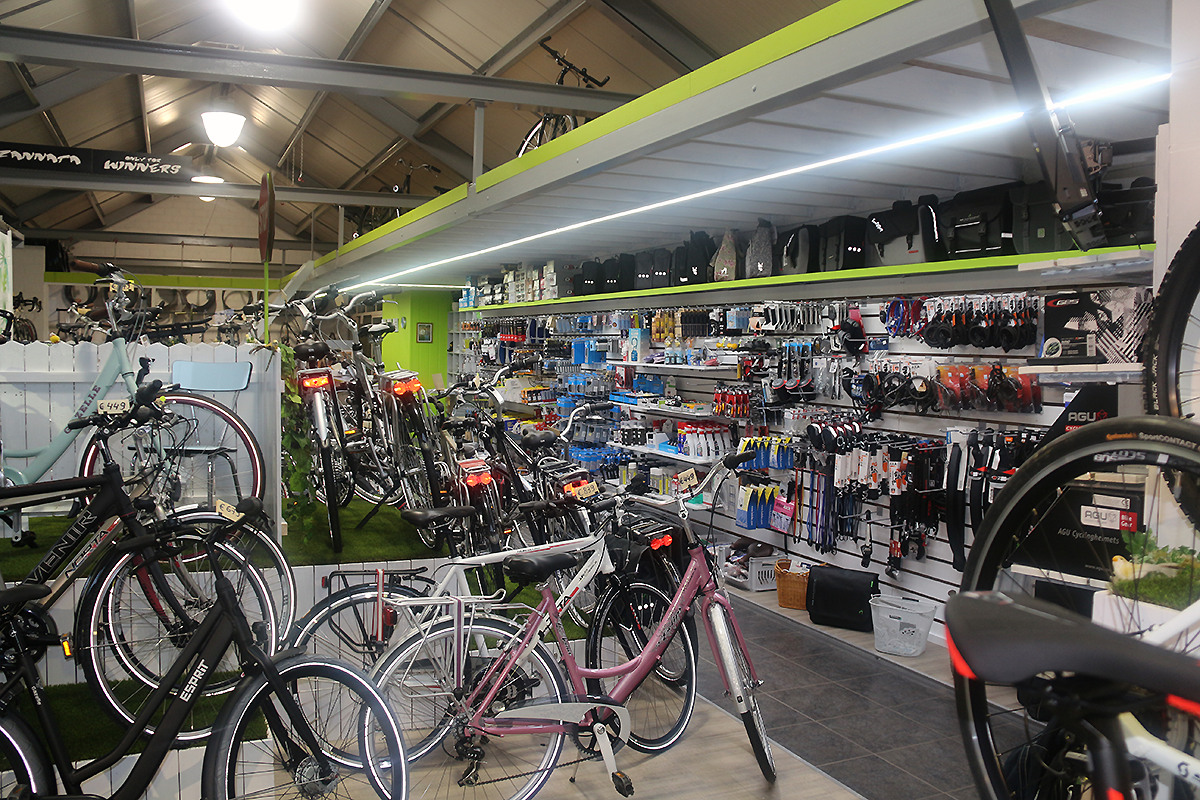 Fietsshop Rudi Ponseele fietswinkel in Gullegem voor Groot-Wevelgem,  Bissegem, Heule, Kortrijk.